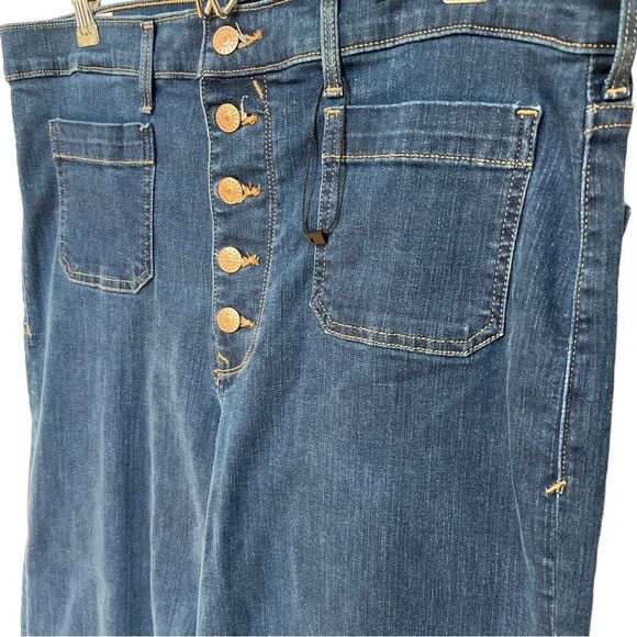 Express Jeans Size 14 Cropped Wide Leg High Rise Jeans with Button Fly - Picture 3 of 9